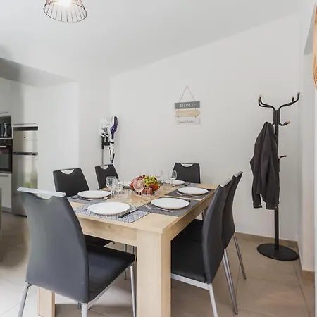 Cosy Hypercentre 400m De La Télécabine 4-6 Personnes - Draps Et Ménage Inclus * Cauterets