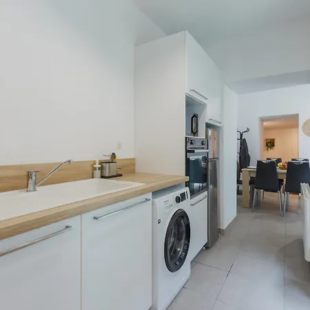 Cosy Hypercentre 400m De La Telecabine 4-6 Personnes - Draps Et Menage Inclus Apartmán *