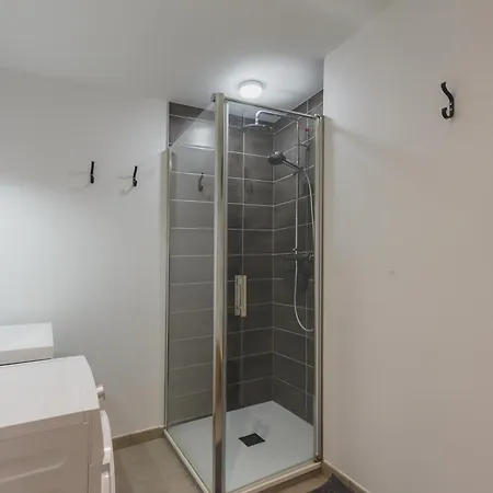 Cosy Hypercentre 400m De La Telecabine 4-6 Personnes - Draps Et Menage Inclus Apartmán Cauterets