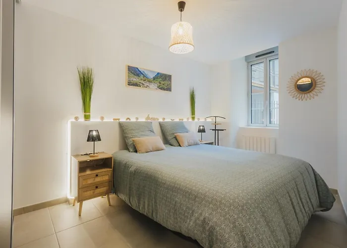 Cosy Hypercentre 400m De La Télécabine 4-6 Personnes - Draps Et Ménage Inclus * Cauterets