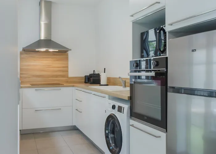 Cosy Hypercentre 400m De La Télécabine 4-6 Personnes - Draps Et Ménage Inclus