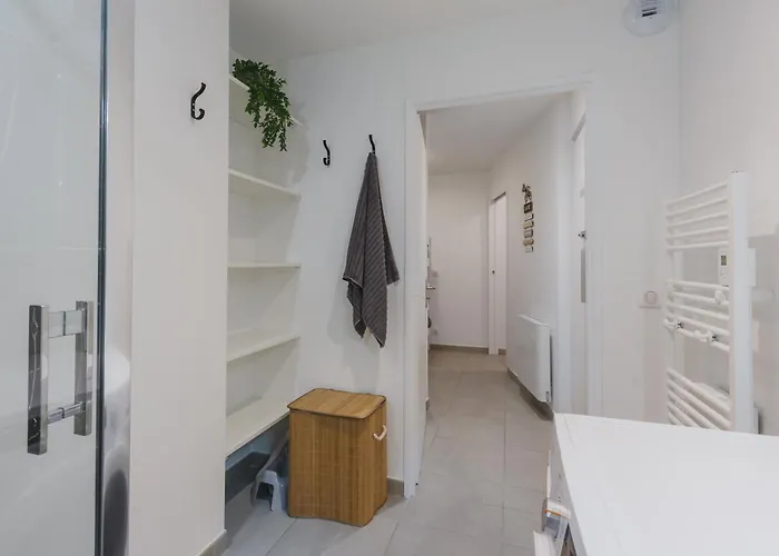 Cosy Hypercentre 400m De La Telecabine 4-6 Personnes - Draps Et Menage Inclus *